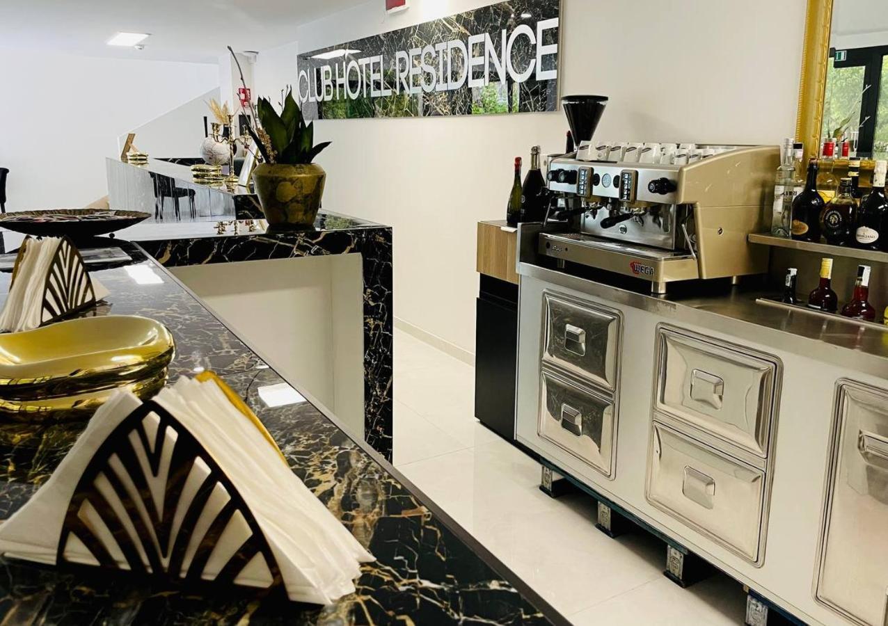 Clubhotel Residence Cesenatico Kültér fotó